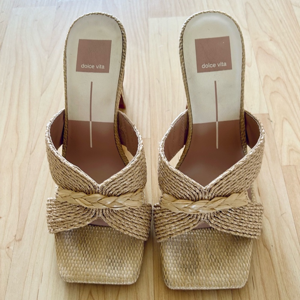Dolce Vita raffia Nitro heeled sandals size 7.5